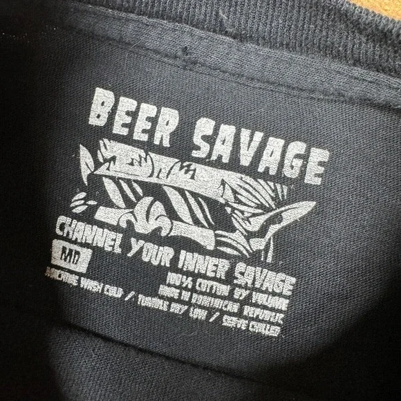 Beer Savage Beer Shirt Mens M Slim Fit Beer Bath Soakin in the Suds Black Crew - Picture 3 of 6